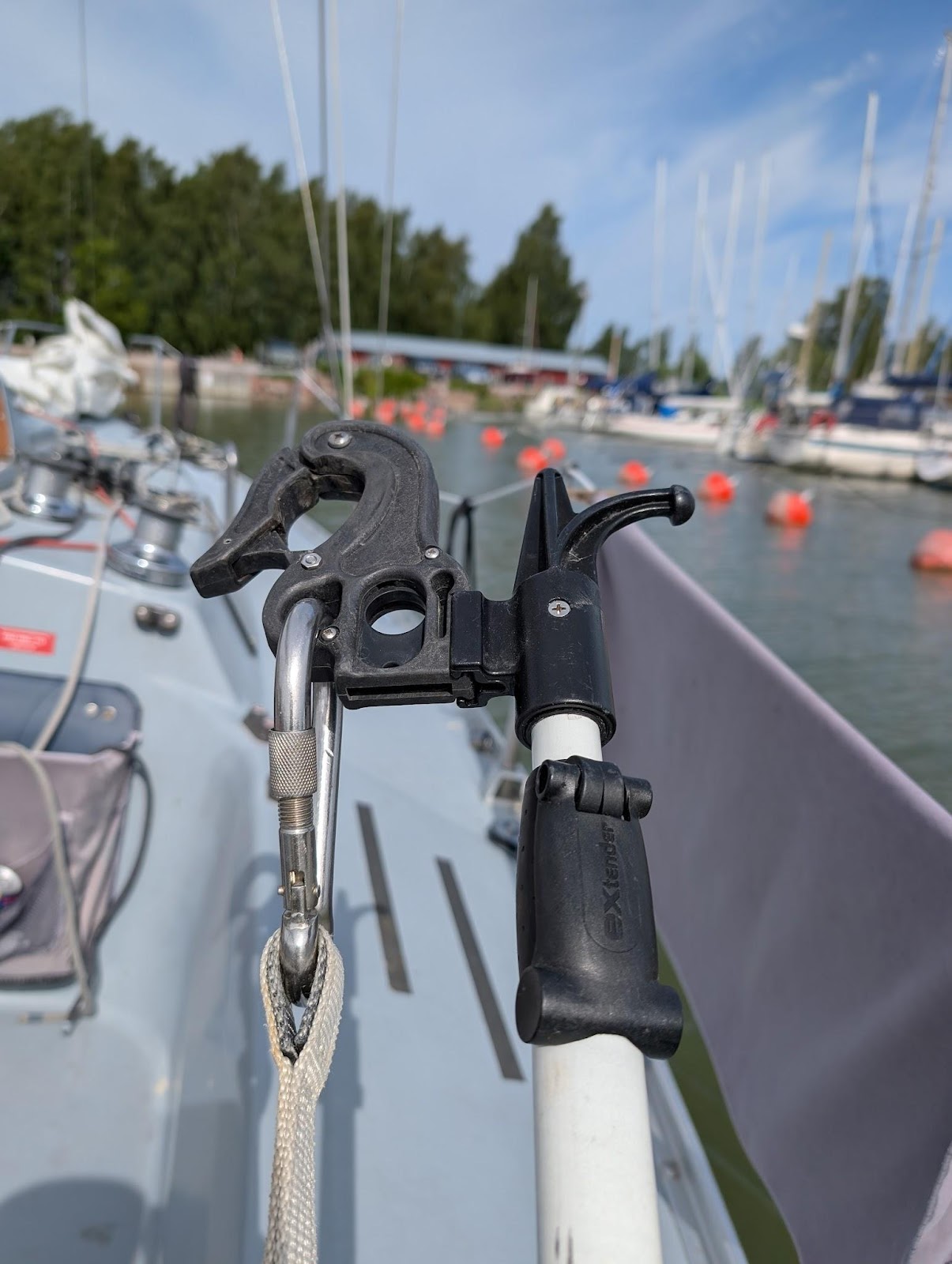 Handy Dock hook and grab